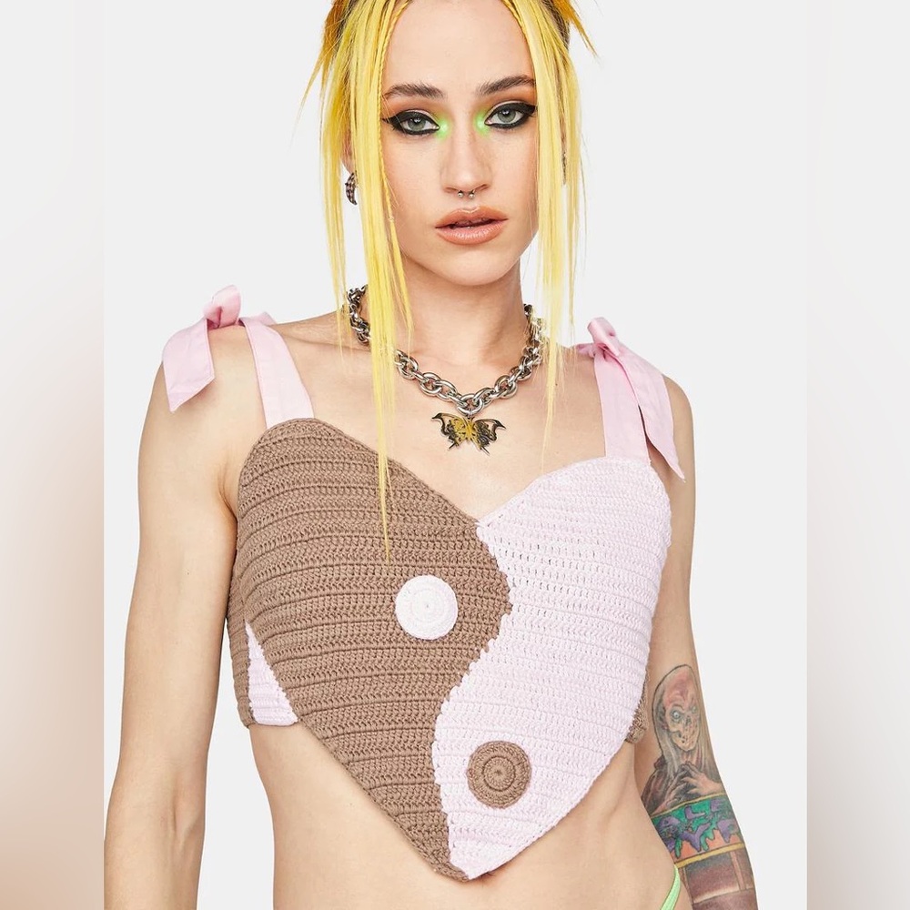 NGOrder Pink and Brown Crochet Crop Top